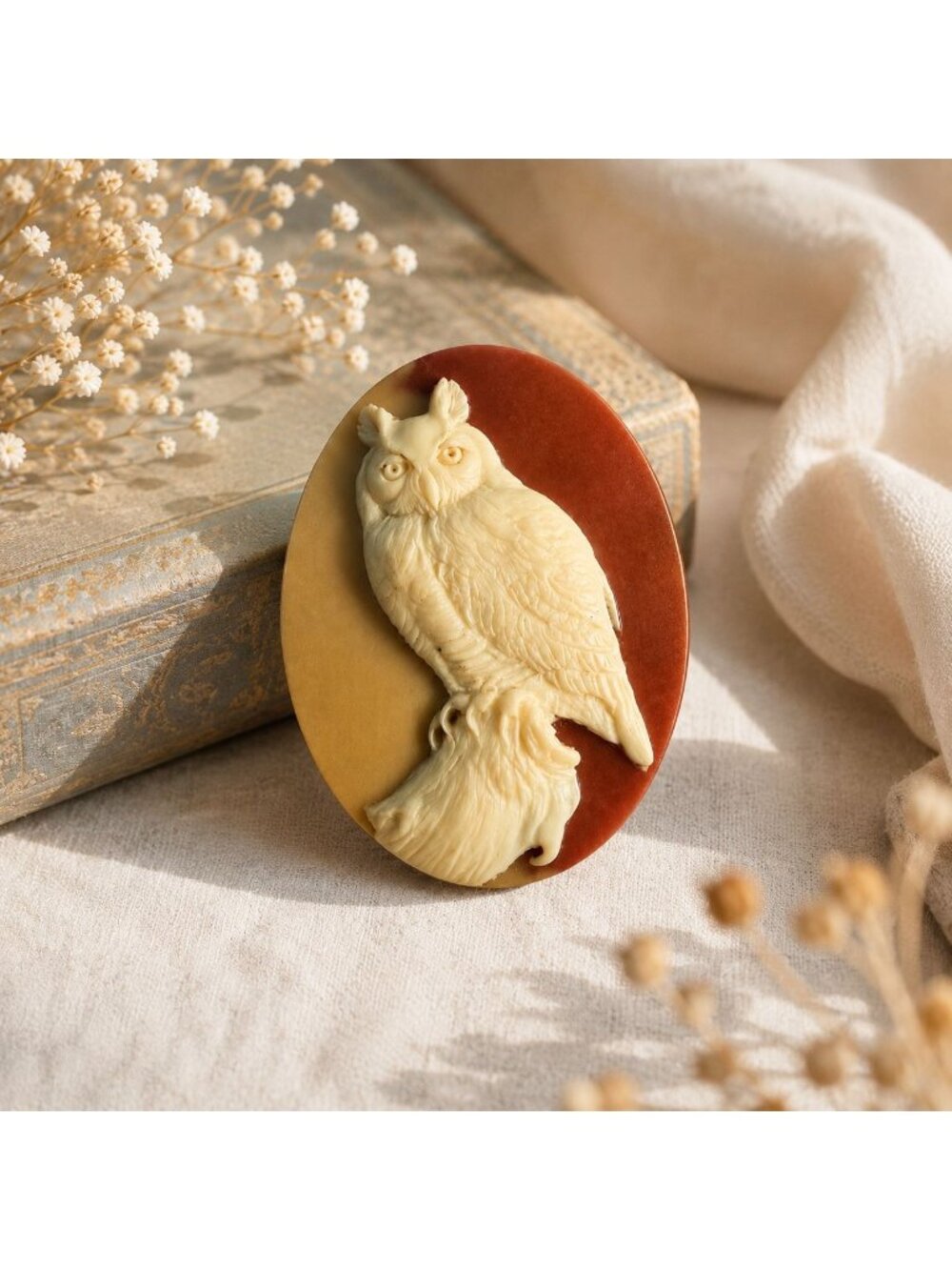 Vintage Owl Cameo Brooch Oval Pin Woodland Brown Resin Rustic Nature Jewelry